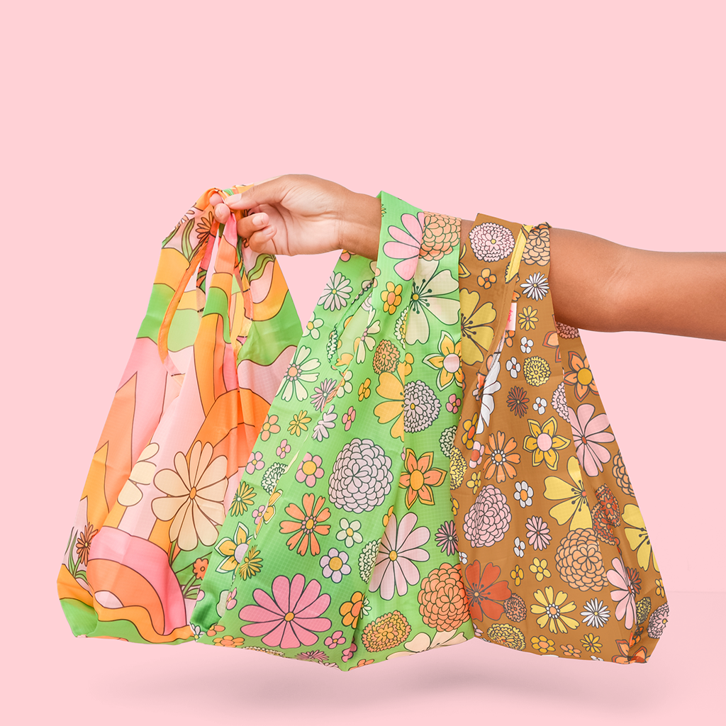 Medium Twist and Shouts: Flower Power